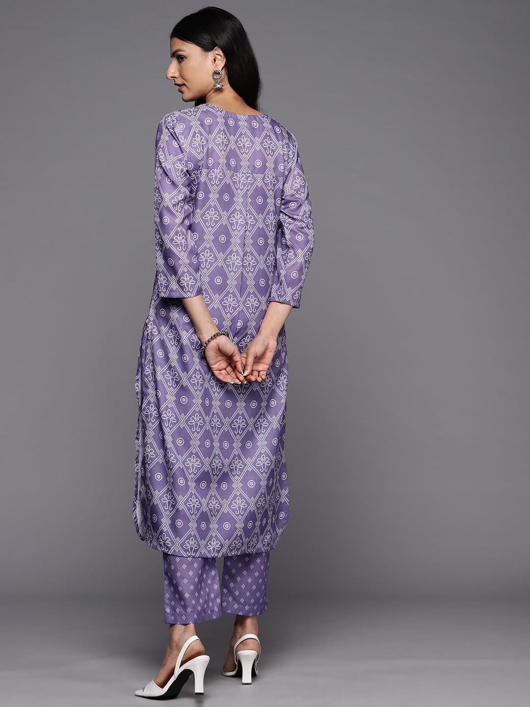 Varanga Women Lavender Bandhani Printed Straight Kurta Paired with Tonal Bottom