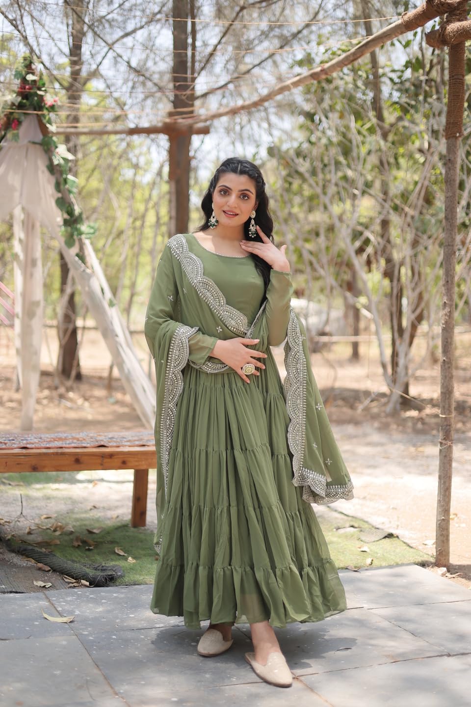 Fashion Basket Georgette Solid Anarkali Kurta Set For Women Green
