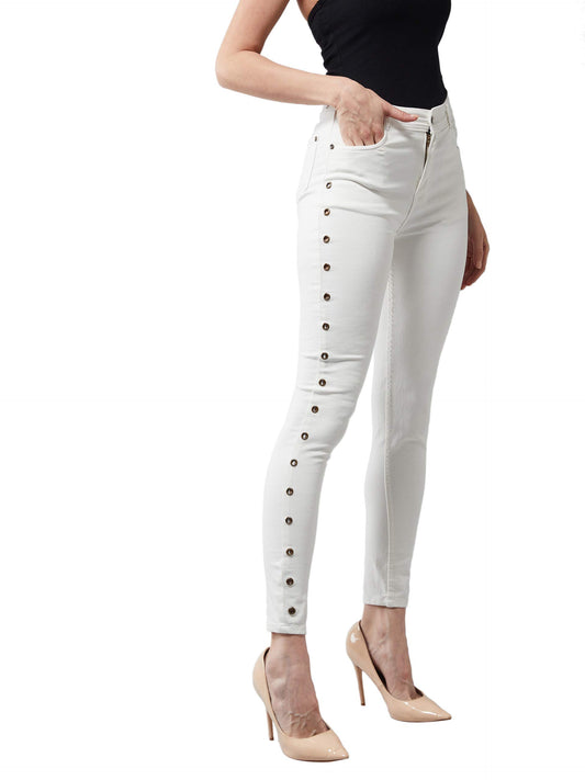 Dolce Crudo WomenS White Skinny High Rise Clean Look Eyelet Detailing Regular Length Stretchable Denim Jeans(Doss19Den08-80-82-3