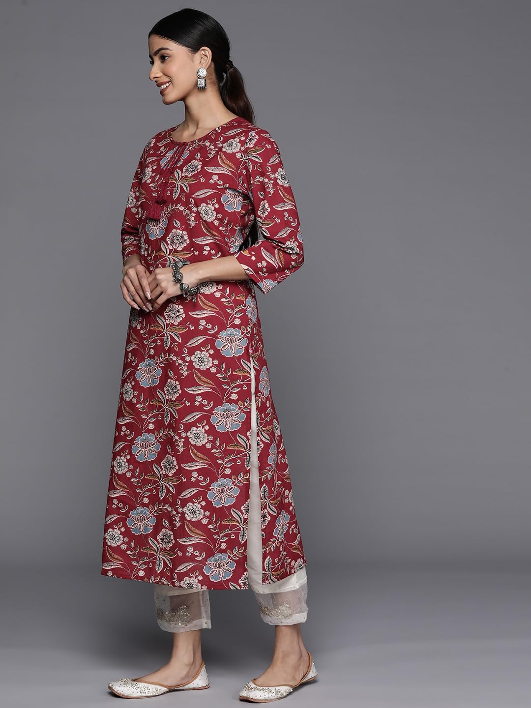 Varanga Women Maroon Floral Printed Straight Kurta With Side Slits