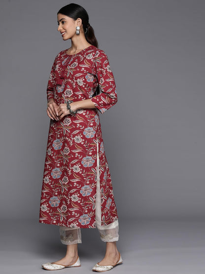 Varanga Women Maroon Floral Printed Straight Kurta With Side Slits
