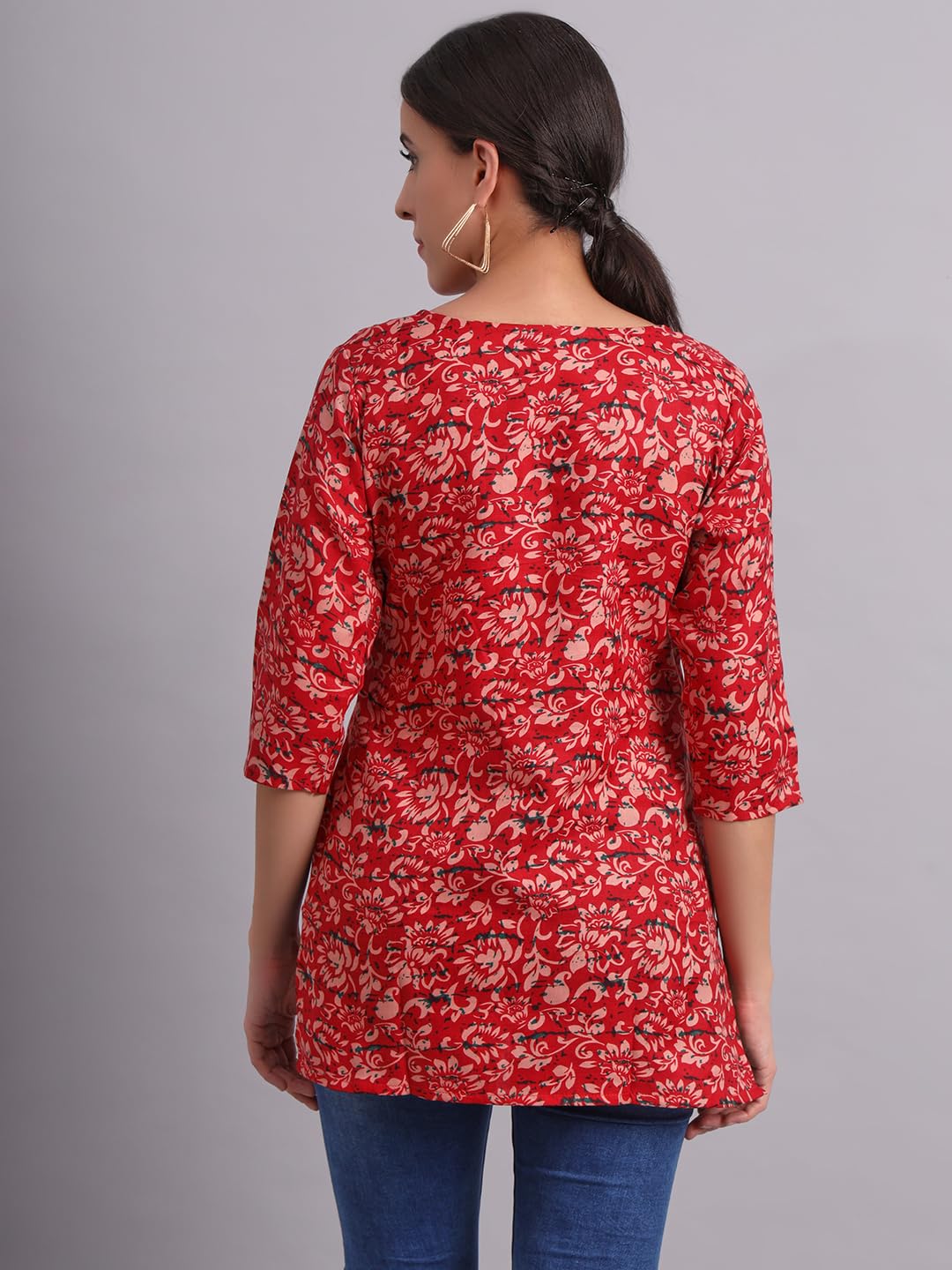 Patlani WomenS Cotton Printed Short Fullstitched Kurti/Kurtas. Red
