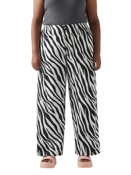 Bewakoof Women All Over Print Wide Leg Poplin Plus Size Pyjama_645109_White_3Xl
