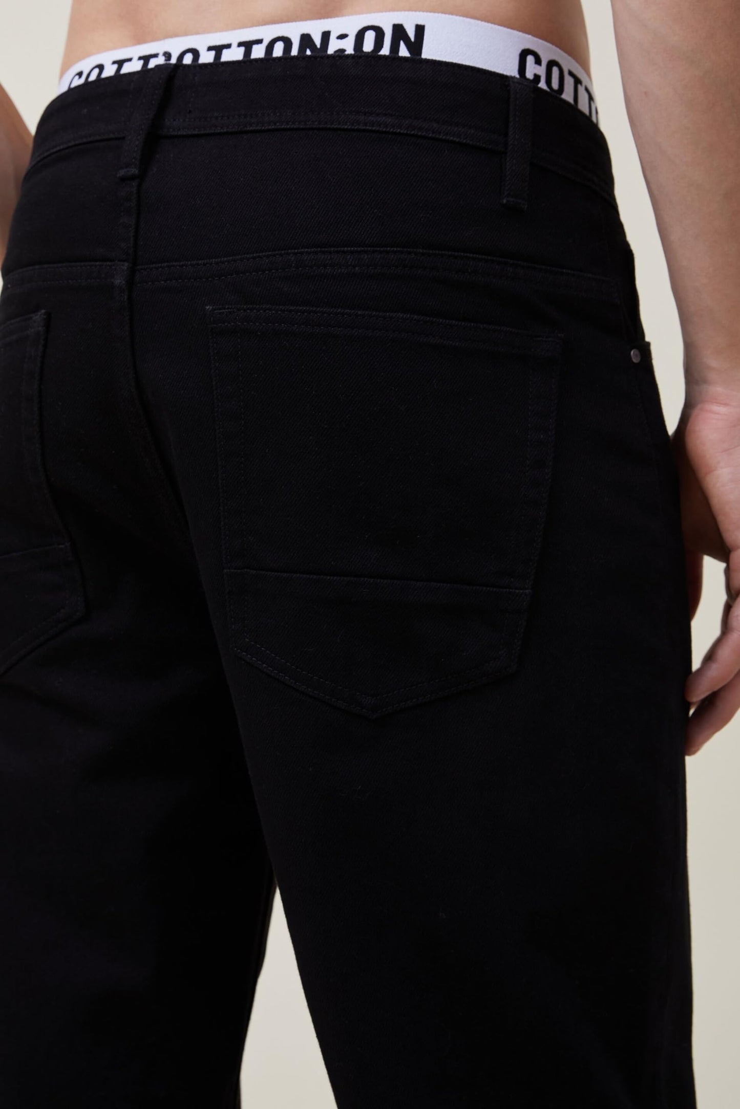 Kotty MenS Regular Mid Rise Black Jeans