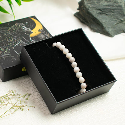 Astrotalk Moonstone Bracelet | Enhances Intuition, Emotional Balance & Inner Peace | Certified Healing Crystal Astrology Bracelet for Men & Women