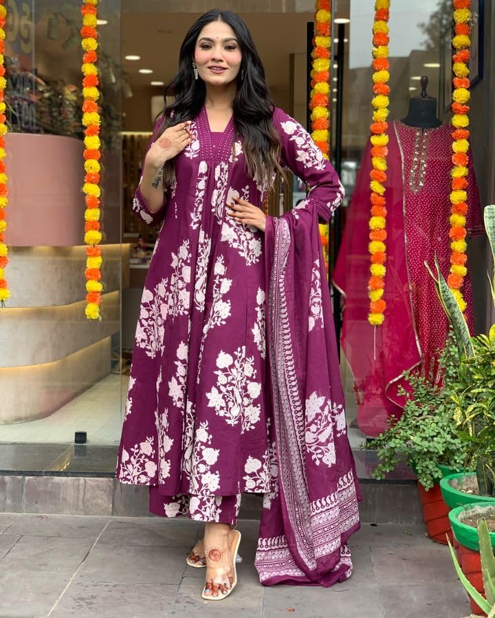 Toochki Womens Printed with embroidered Anarkali Kurta and Pant Set with Dupatta