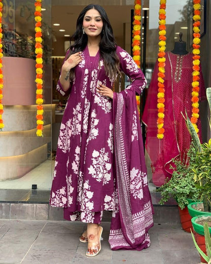 Toochki WomenS Rayon Viscose Anarkali Printed Kurta With Palazzo & Dupatta Wine Color