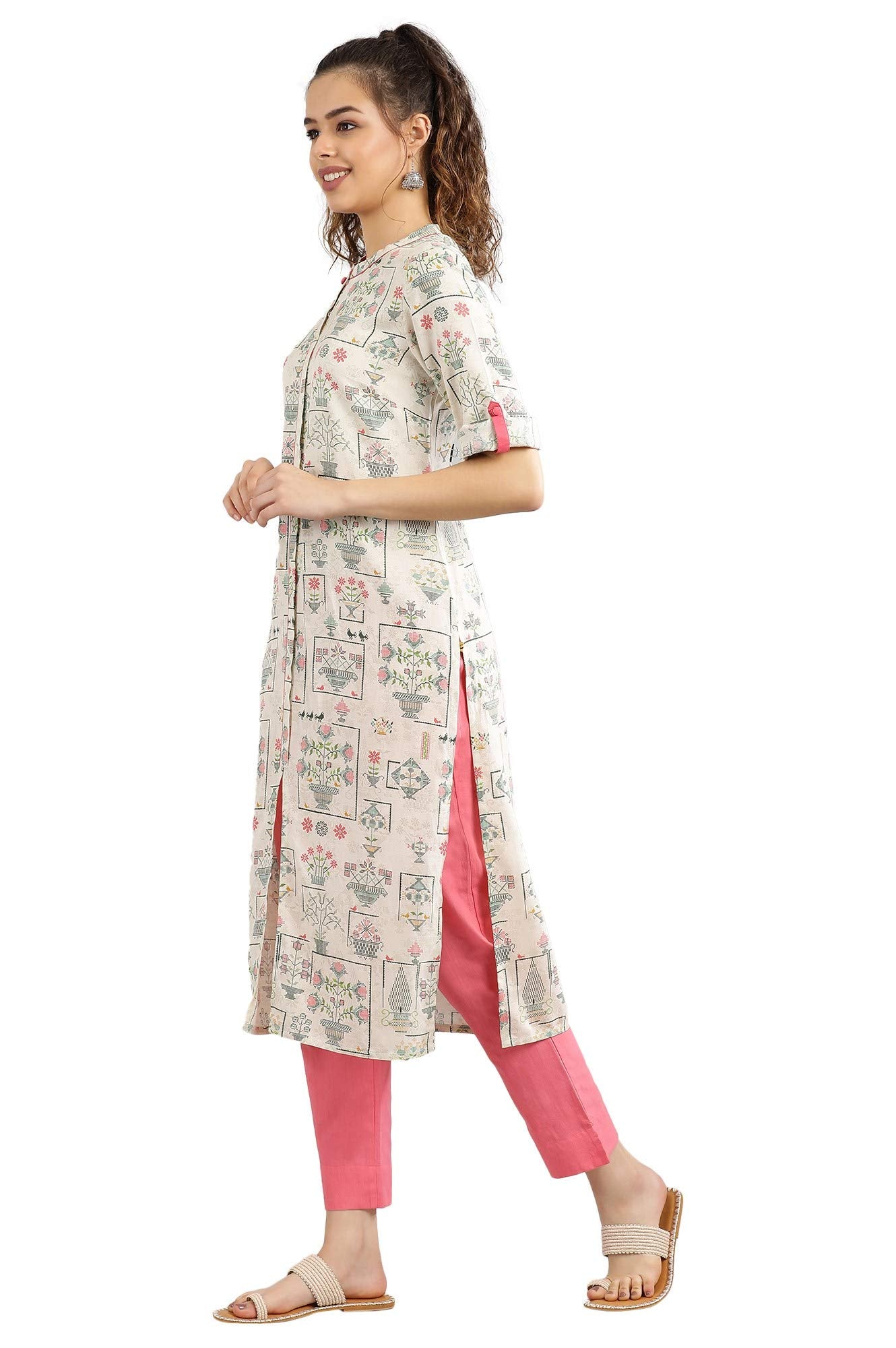 Aurelia Women's Rayon Solid Regular Kurta