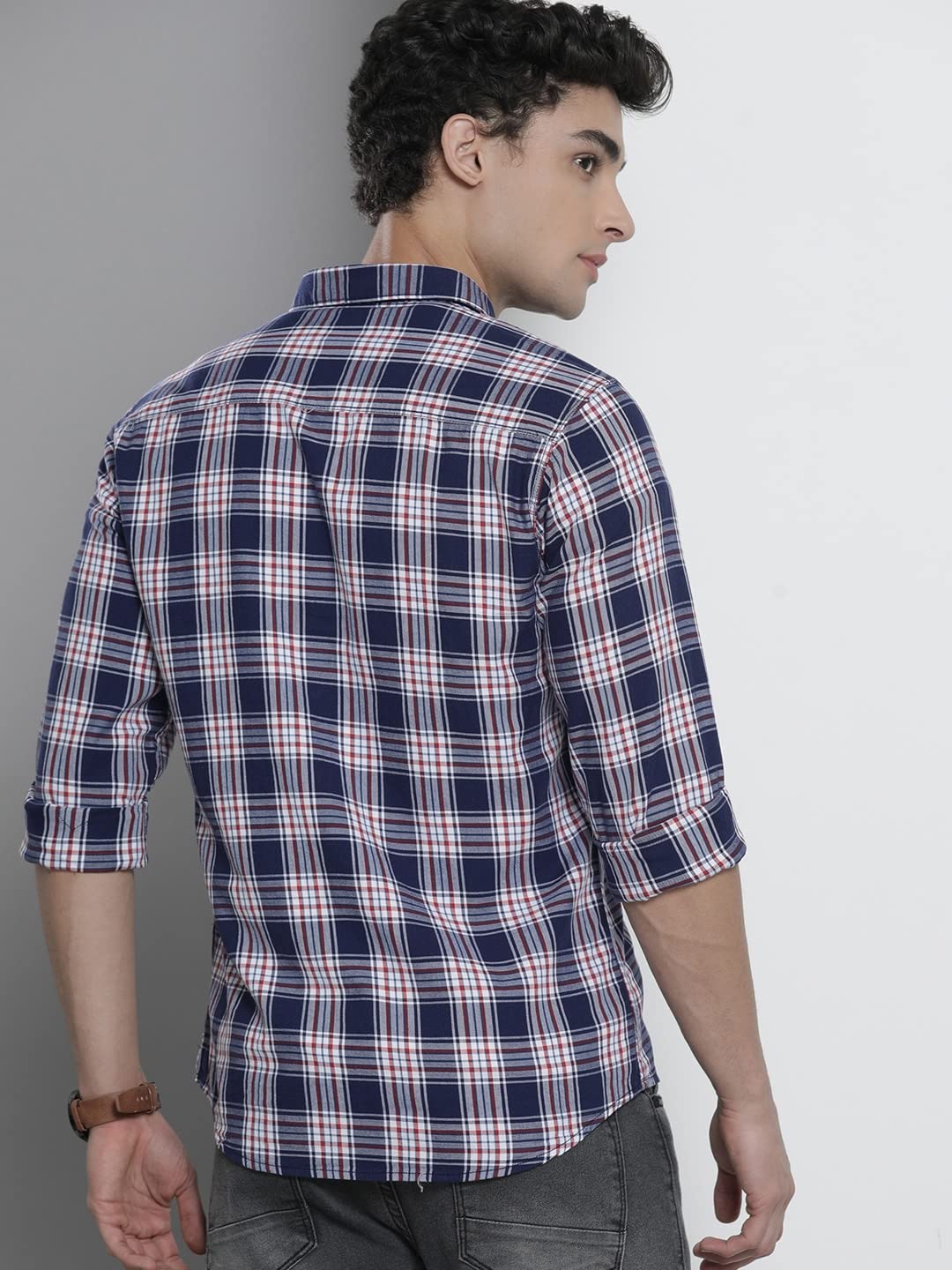 The Indian Garage Co Mens Navy & White Cotton Slim Fit Full Sleeve Checked Shirt