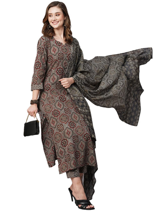 ANNI DESIGNER Cotton Women Casual Style Kurta With Pant & Dupatta