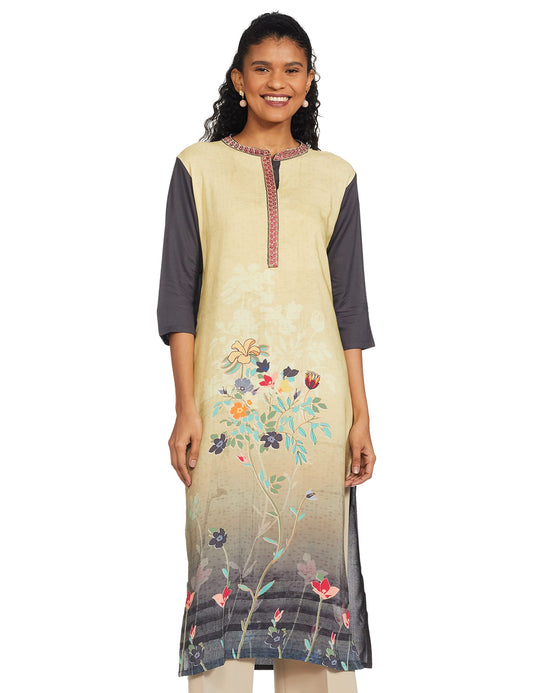 Diverse Women's Rayon Regular Straight Kurtis