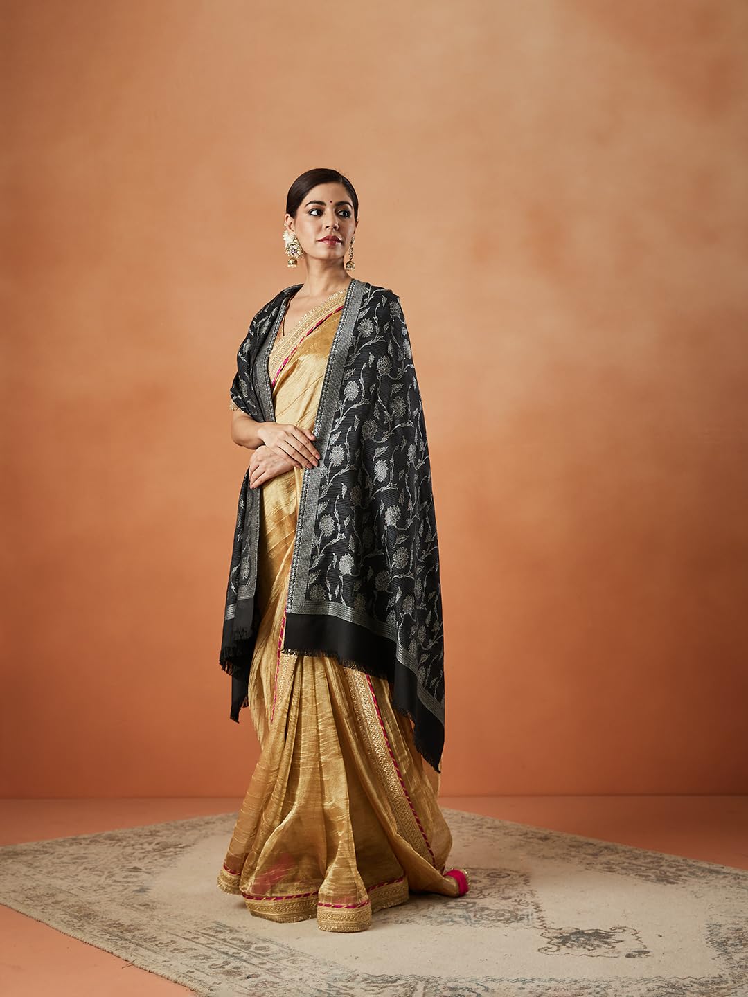Pashmoda Women Gul-e-Mohabbat Kaani Wool Blend Stole (Size : 71X203 CM)