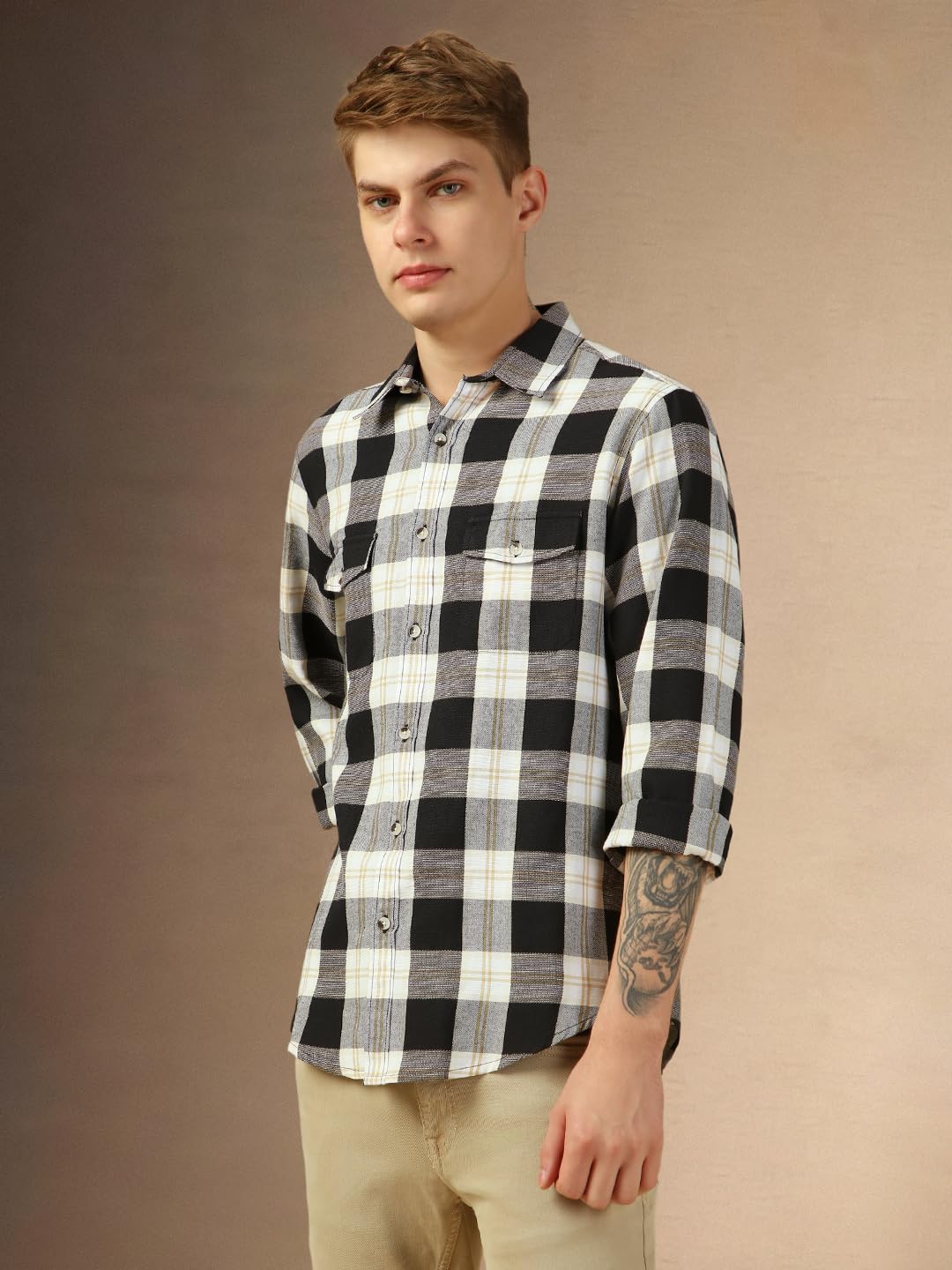 Dennis Lingo Men Black Checks Relaxed Fit Full Sleeve Spread Collar Shirt