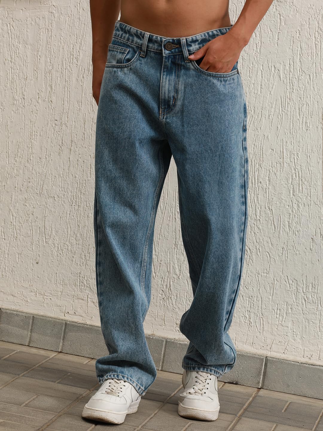 Hubberholme Men Blue Cotton Relaxed Fit Mid-Rise Solid Jeans