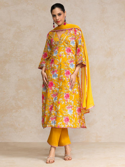 Varanga Floral Printed Boho Look Flared Sleeve Kurta With Trouser & Dupatta