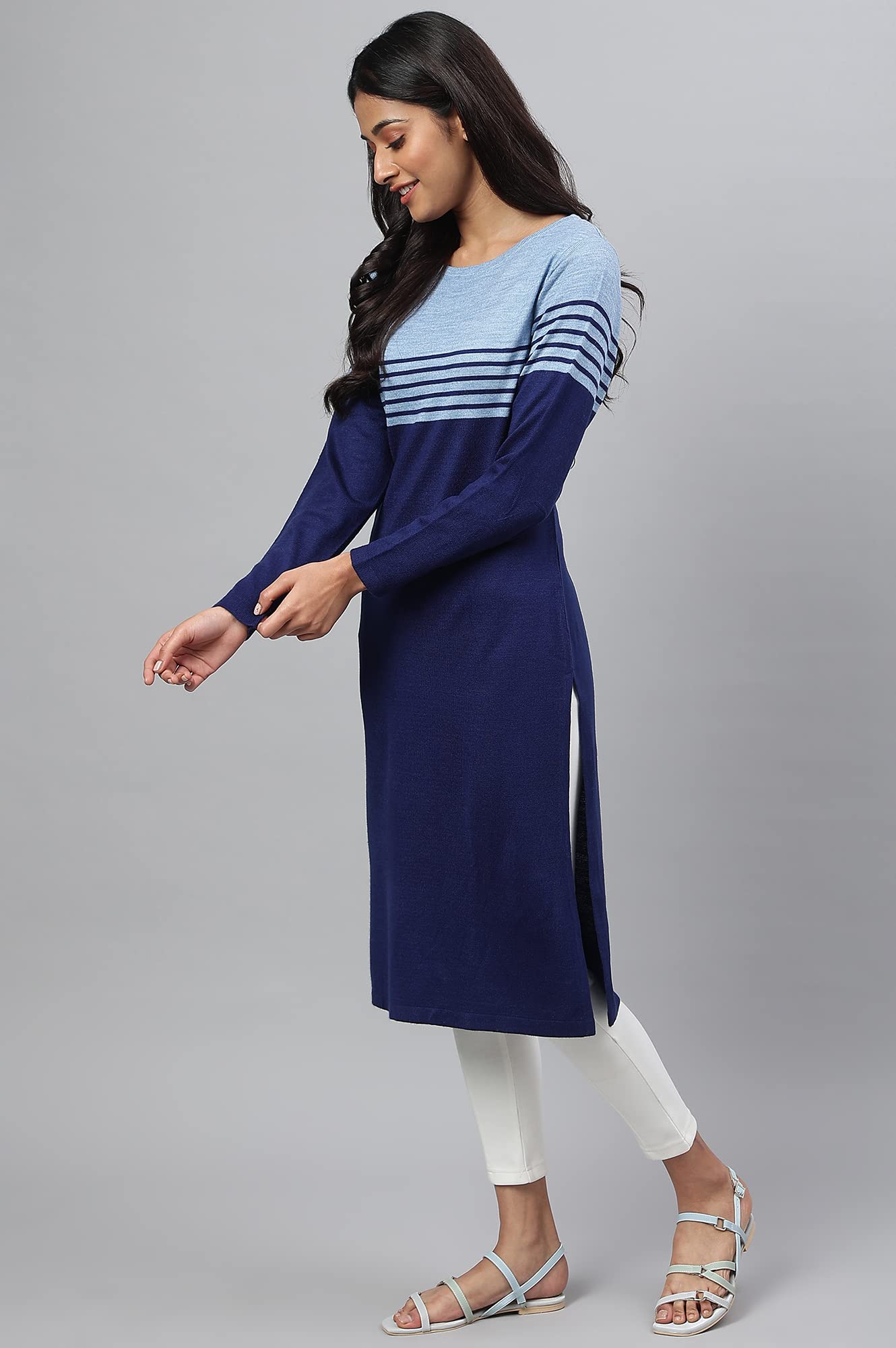 Aurelia Women Acrylic Straight Fit Solid Yarn Dyed Straight Kurta