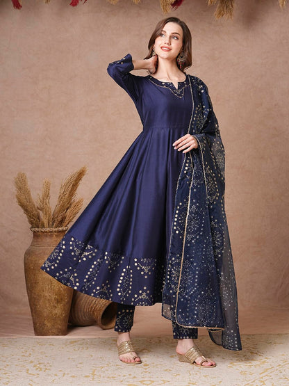 Gosriki WomenS Rayon Blend Printed Anarkali Kurta With Pant & Dupatta (Varuna Navy-Vks01-Gs_M_Navy Blue_Medium)