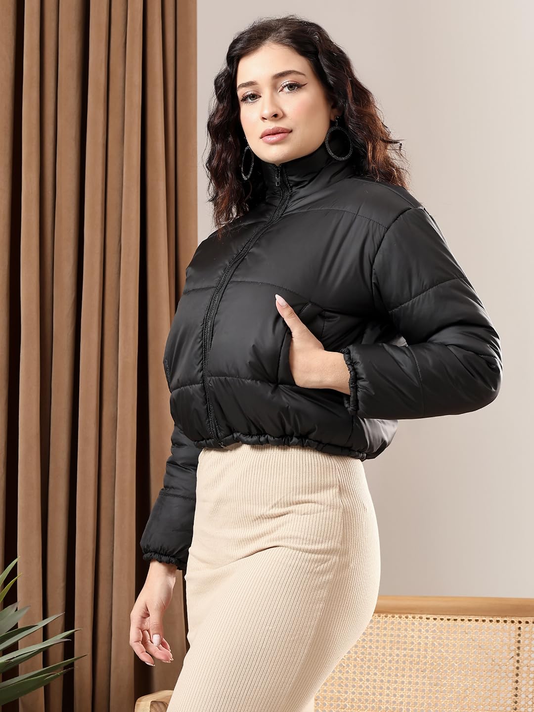 Kotty WomenS Cozy, Durable, And Effortlessly Chic Winter Puffer Jacket(Black,M)