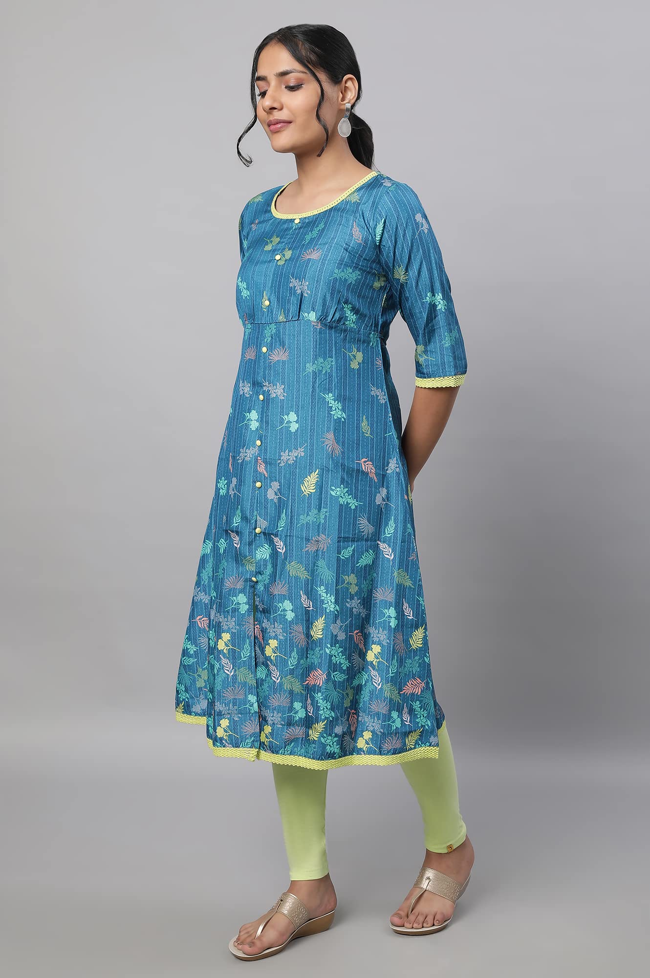 Aurelia Women's Cotton Regular Fit Kurta & Tight