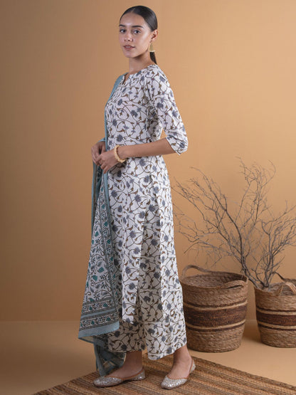 Libas WomenS Silk Blend Printed Kurta Set (5746_Off White