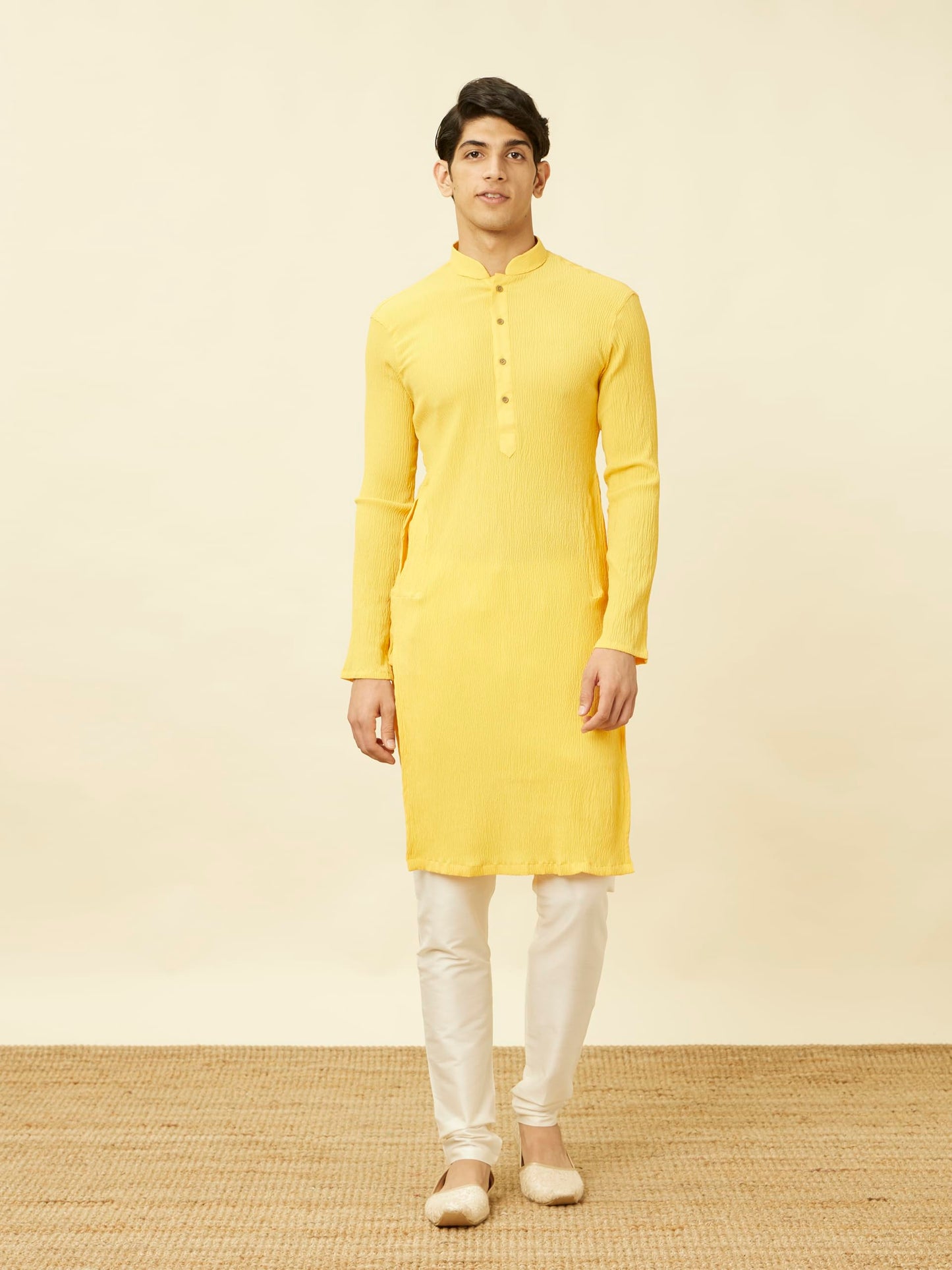 Manyavar MenS Kurta, Long Sleeves Mandarin Collar Ethnic Knee Length Kurta Only, Kurta For Festival, Wedding, Party, Anniversar