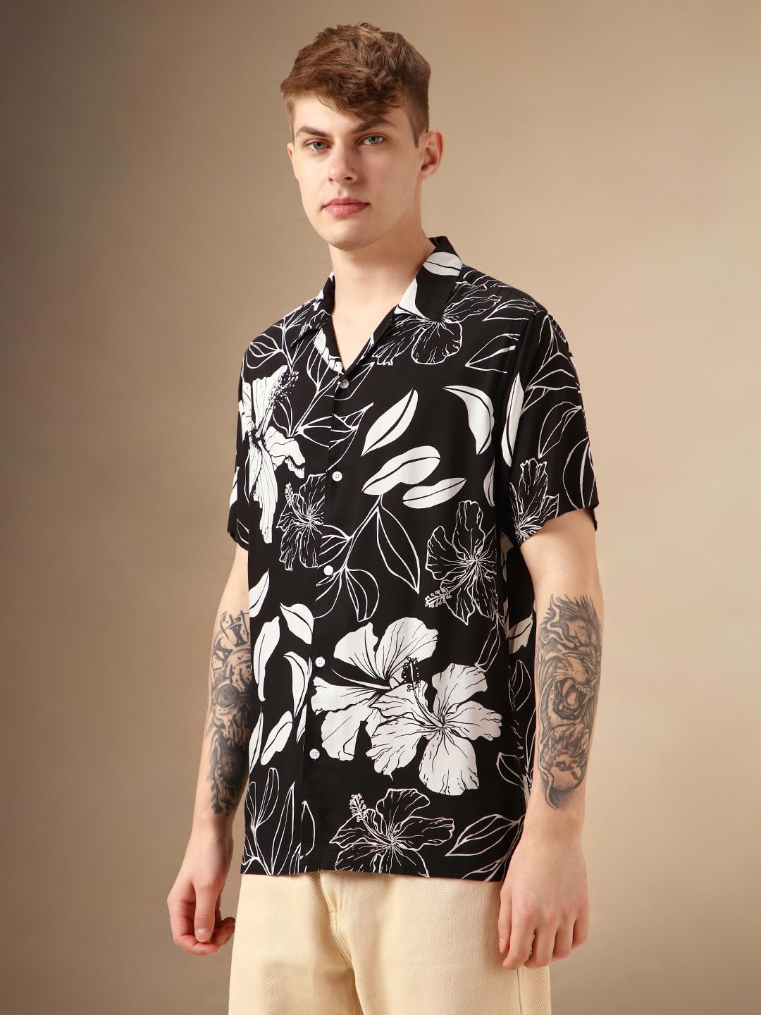 Dennis Lingo Men Black Rayon Half Sleeve Cuban Collar Printed Shirts_Dlmshsp24001