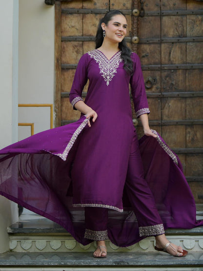 Libas WomenS Silk Blend Kurta Set (485770R
