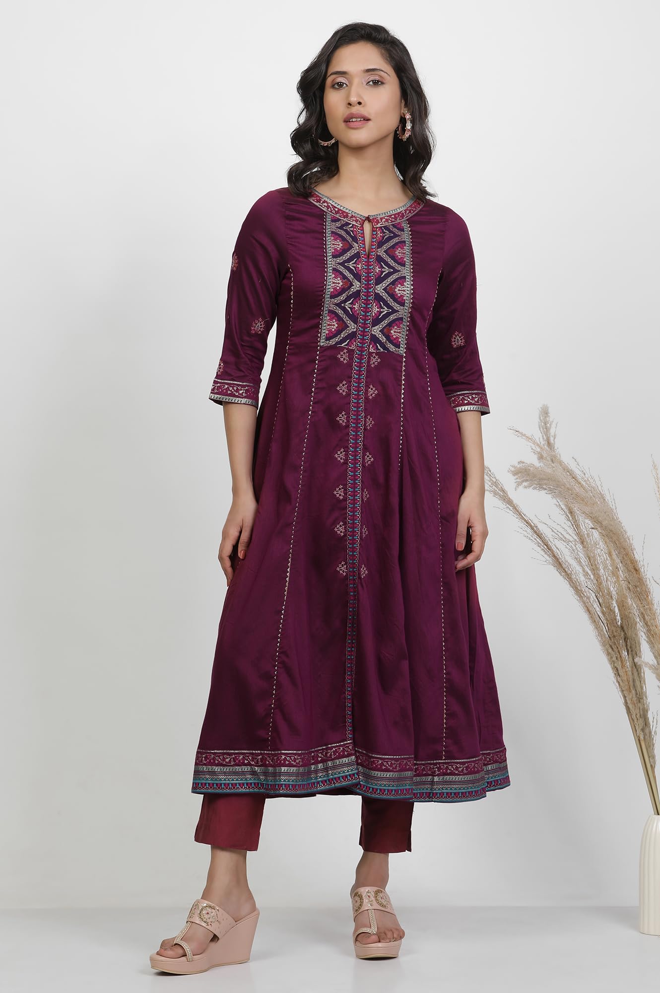 W For Woman Purple Floral Printed Blend Zari Kurta And Pant Set