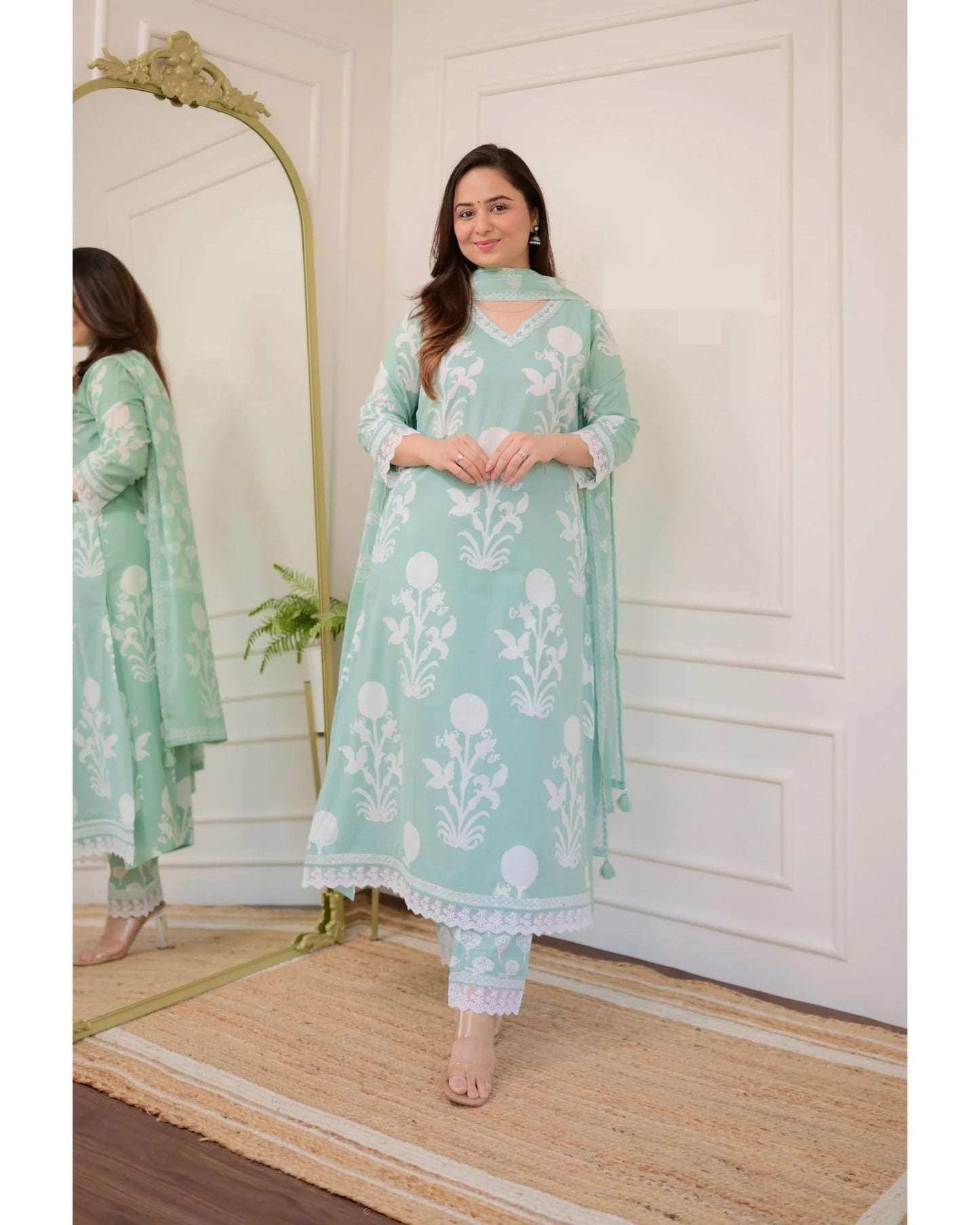 Nermosa Women Cotton Printed Straight V-Neck Kurta Pant With Dupatta