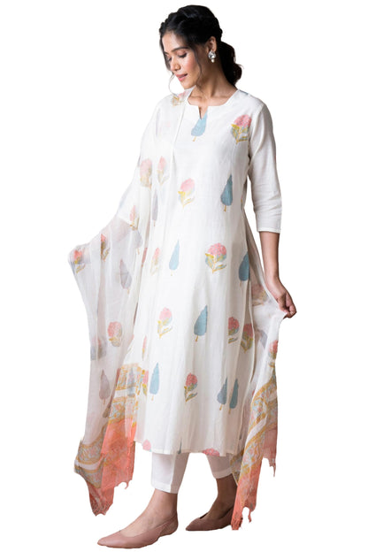 GoSriKi Womens Cotton Blend Straight Printed Kurta with Pant & Dupatta (Nairiti White-GS_4XL_White_XXXX-Large)