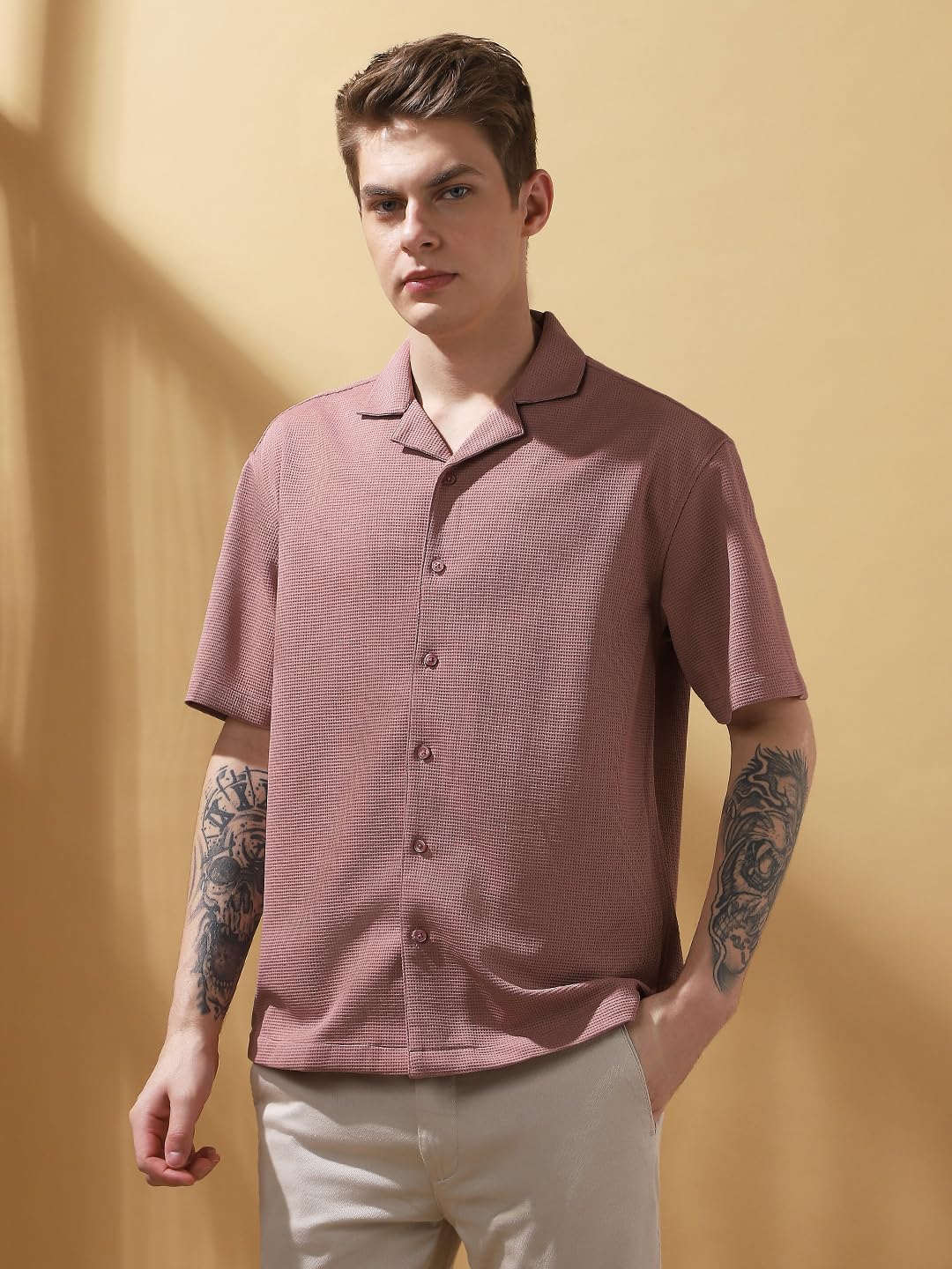 Dennis Lingo Men Relaxed Fit Pink Half Sleeves Polyester Casual Shirt