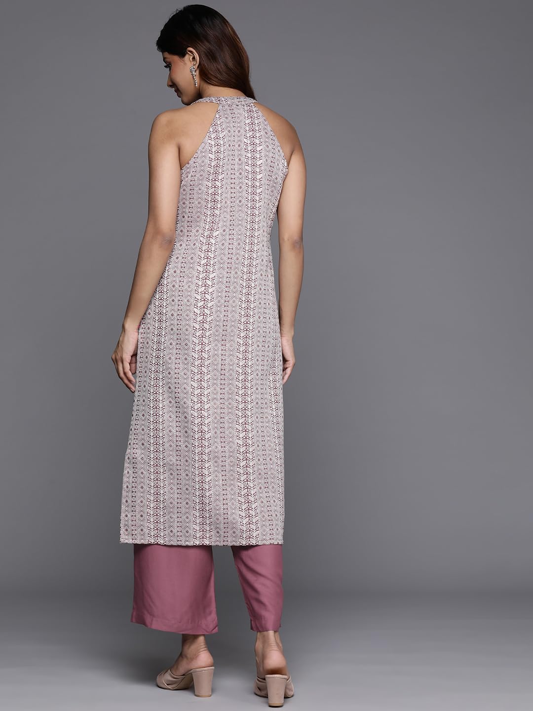Varanga Women Mauve Woven Design Sleeveless Kurta, Paired With Solid Bottom.