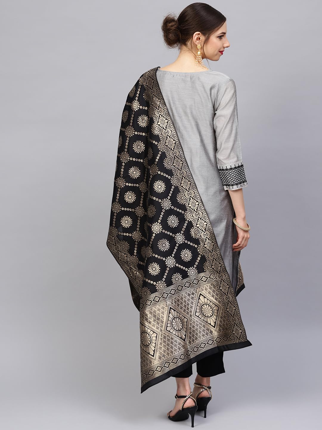 Varanga Women Grey & Black Solid Chanderi Kurta with Trousers & Banarasi Dupatta