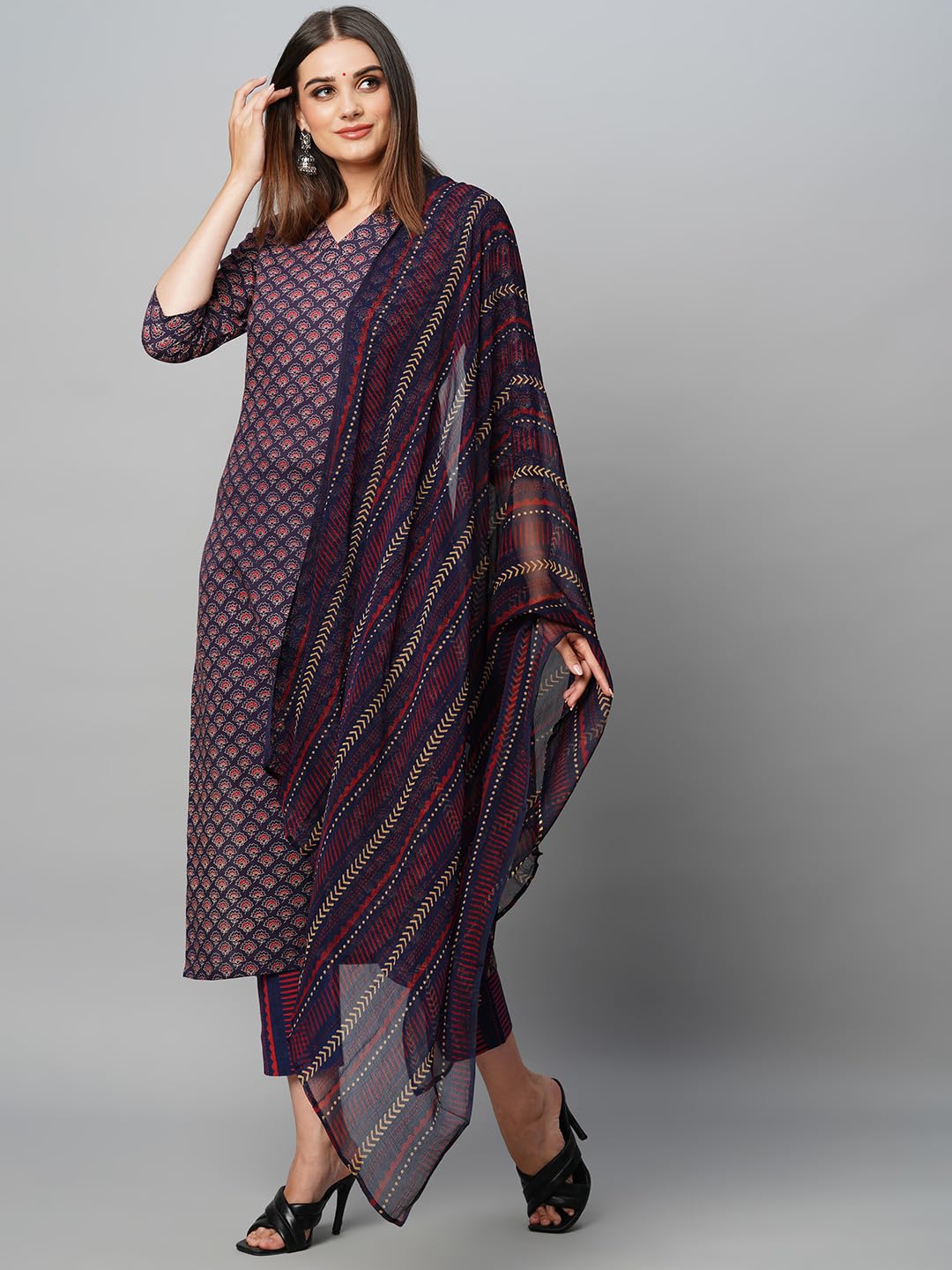 GoSriKi Women's Cotton Blend Straight Fit Straight Printed Kurta