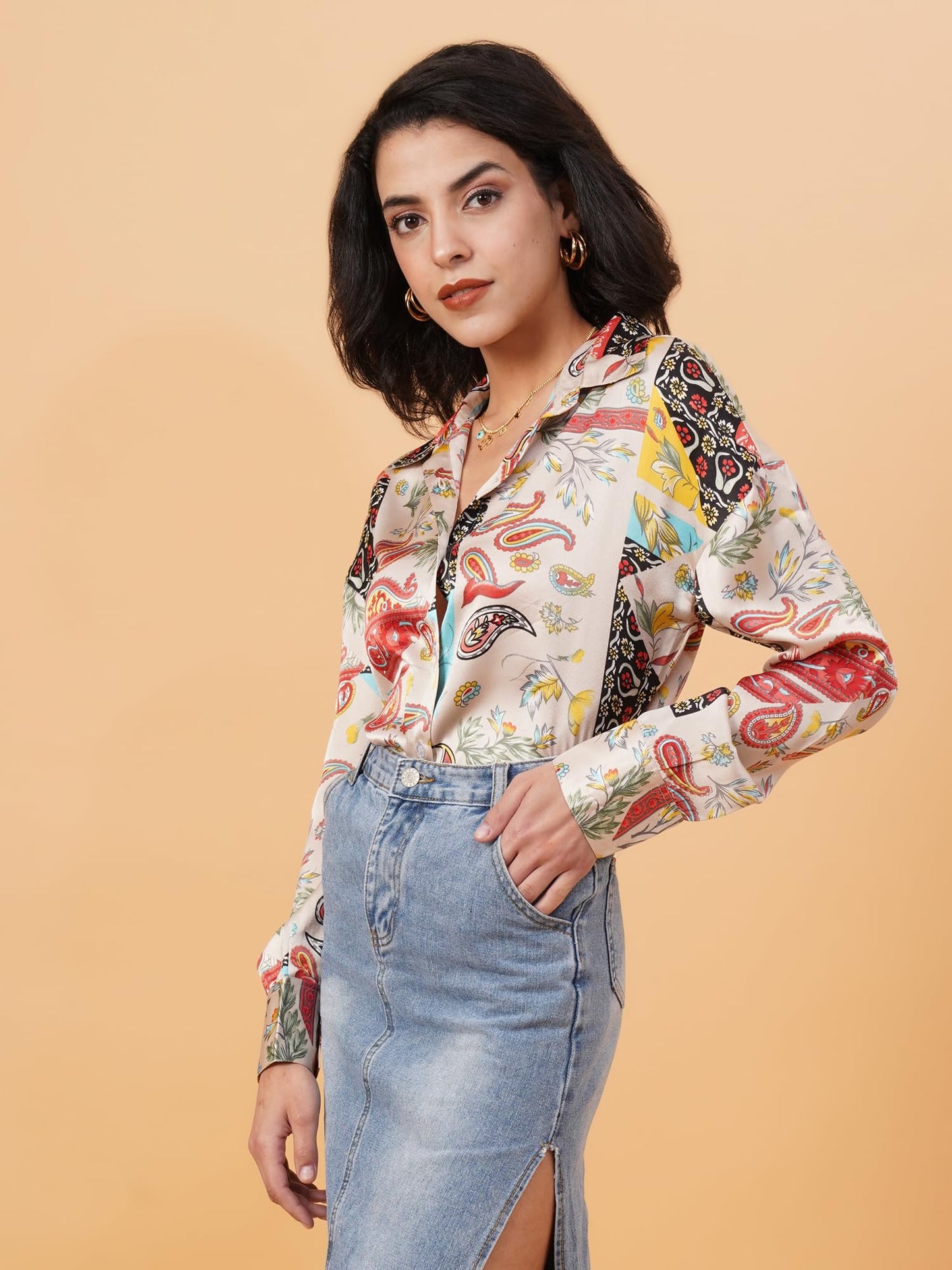 Kotty WomenS Relaxed Fit Printed Spread Collar Casual Shirt
