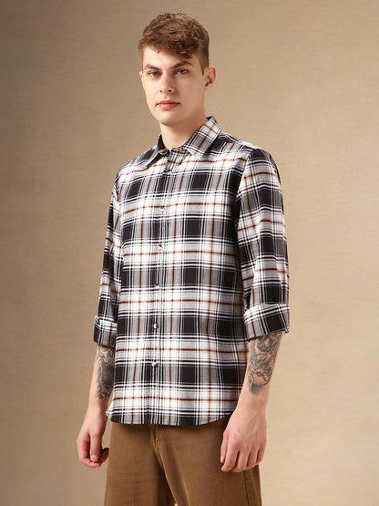 Dennis Lingo Men Black 100% Cotton Full Sleeve Spread Collar Checks Shirts_Dlmshjas24015_Bk