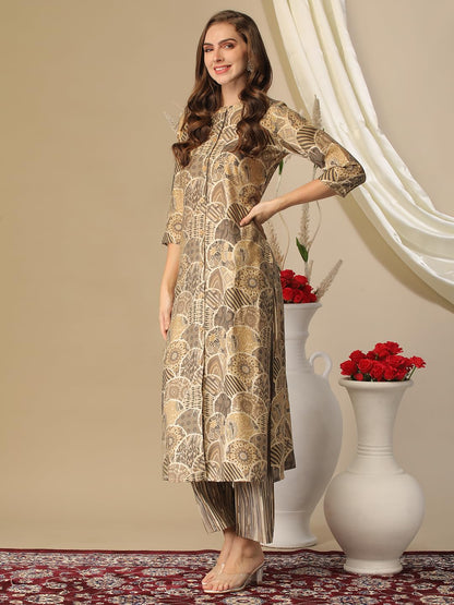 Gosriki WomenS Cotton Blend Straight Printed Kurta With Pant (Later Grey-Nj-Gs_Xxl_Grey_Xx-Large)