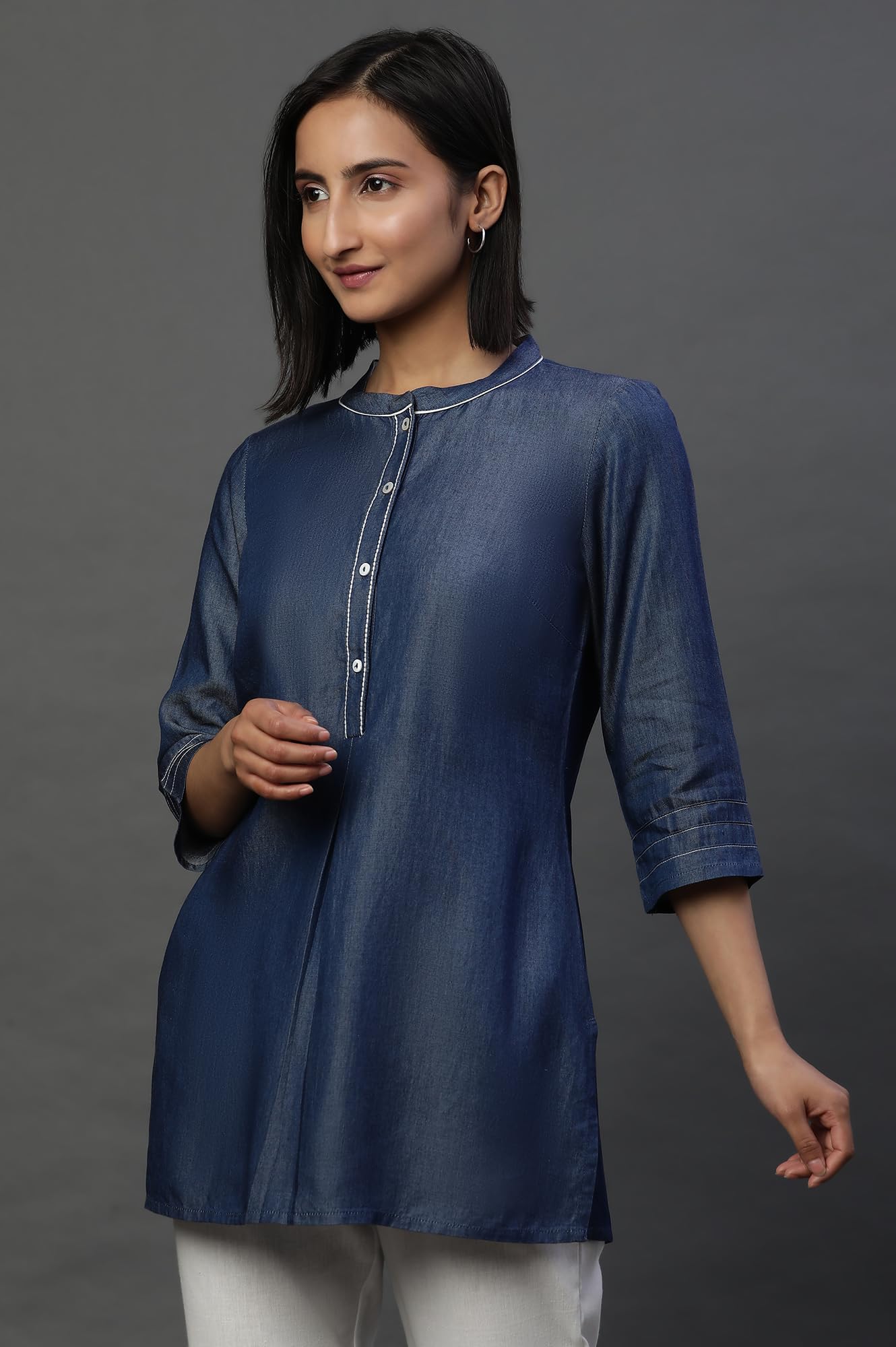 Aurelia Women's Denim Straight Fit Solid Straight Kurti