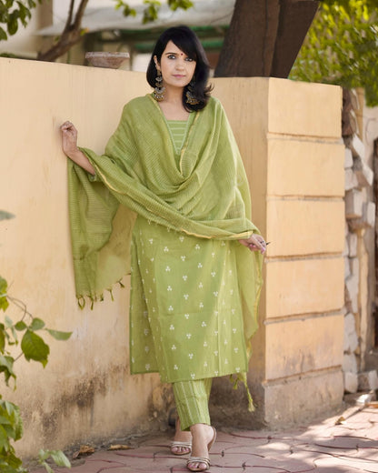 GoSriKi Ladies Viscose Rayon Printed Kurta Set with Pants & Dupatta, XL, Pista, Model MAHEMAN PISTA-GS