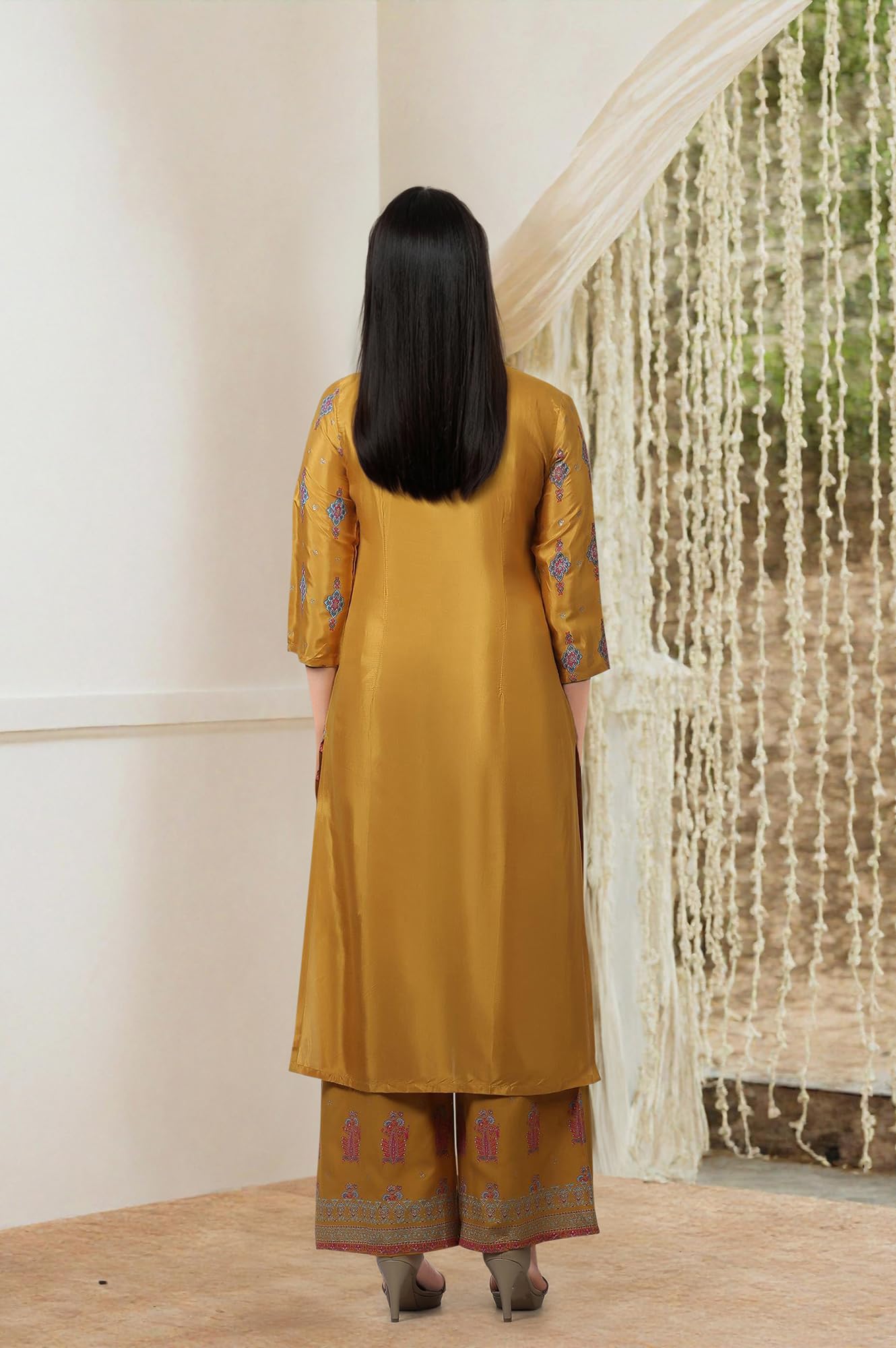 W For Woman Glitter Printed Shantung Straight Kurta And Pants Set