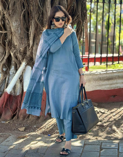 GoSriKi Women's Rayon Blend Kurta Set with Pant & Dupatta, 4X-Large, Light Blue, Model: Raja Saab Beige-GS