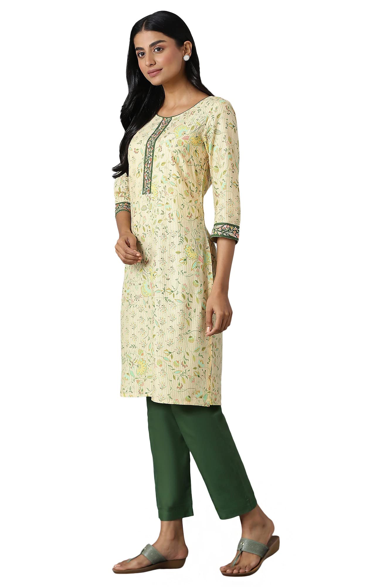 Aurelia Women's Viscose Regular Kurta & Trouser