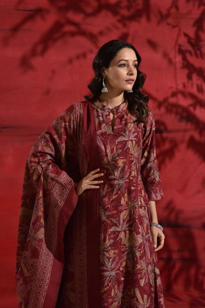 Lookmark Kurta Set: A Melody Of Prints And Patterns: Step Into Style With Our Stunning Collection Of Printed Kurtis, Pants, And