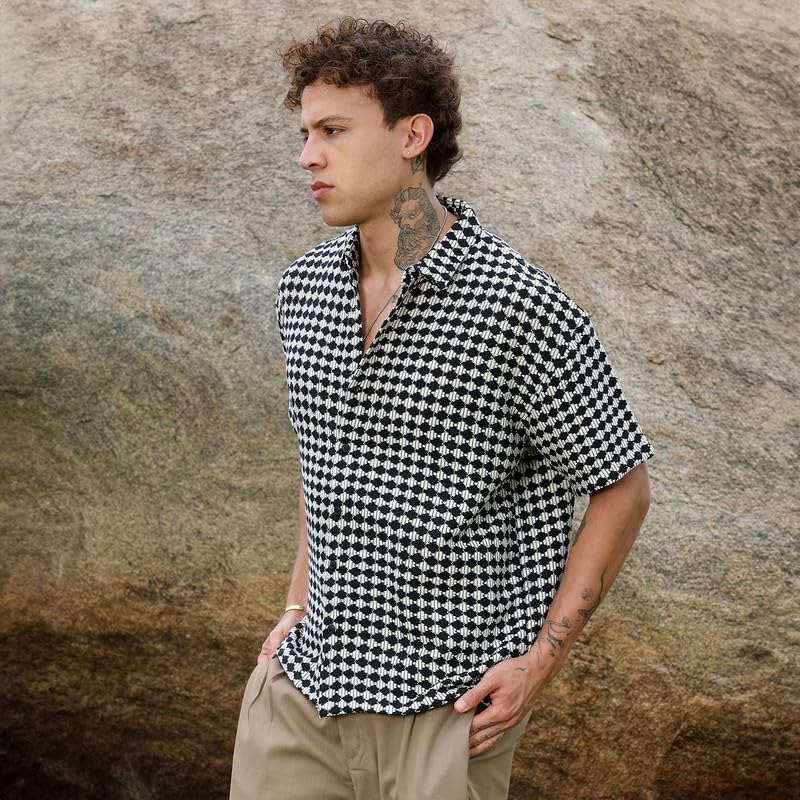 Campus Sutra Mens Midnight Black & Powder White Lozenge-Striped Oversized Shirt| Casual Wear | Cuban Collar| Short Sleeve| Butt