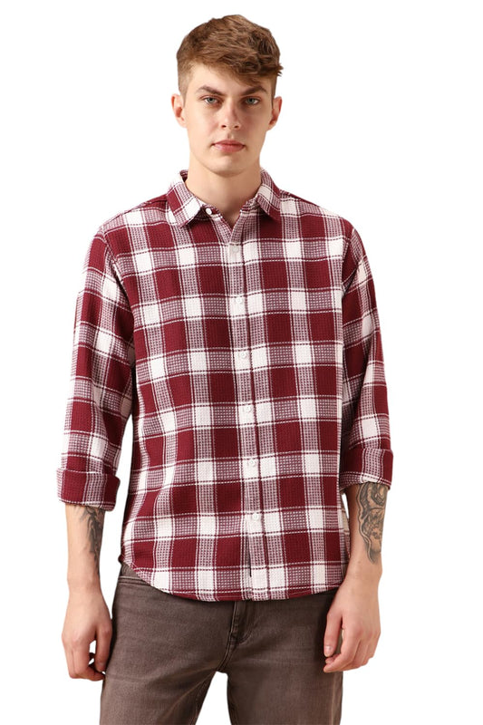 Dennis Lingo Men Red Cotton Poly Waffle Full Sleeve Spread Collar Checks Shirts