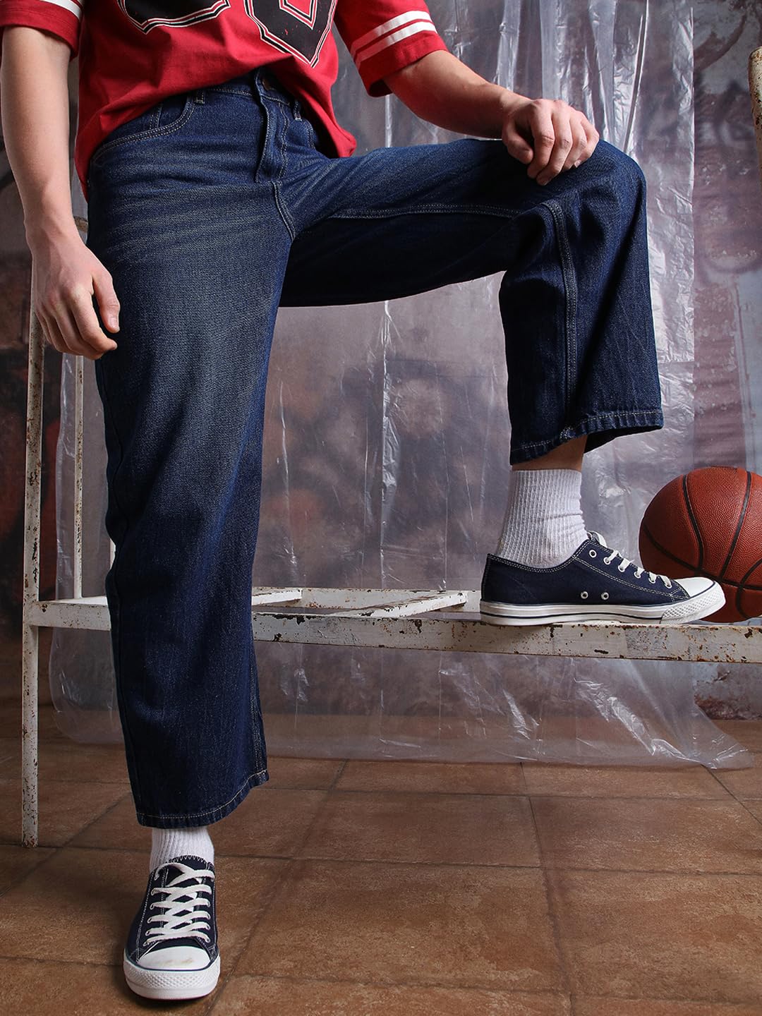 Hubberholme Men Cotton Washed Baggy Mid-Rise Jeans 14
