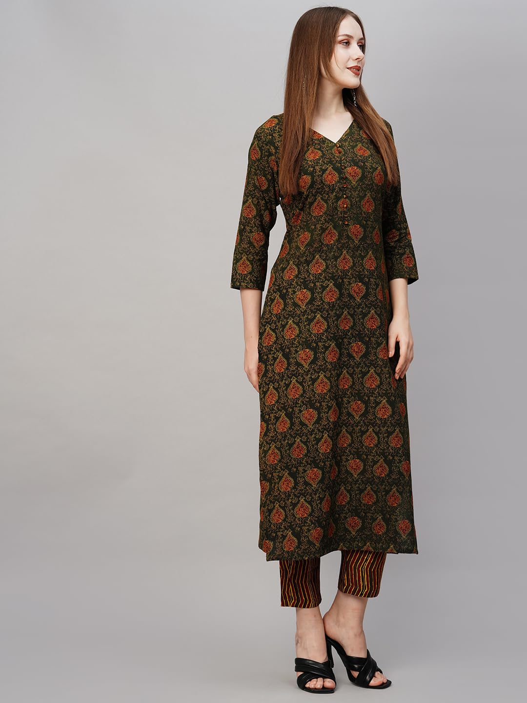 GoSriKi Women's Kurta with Pant Set