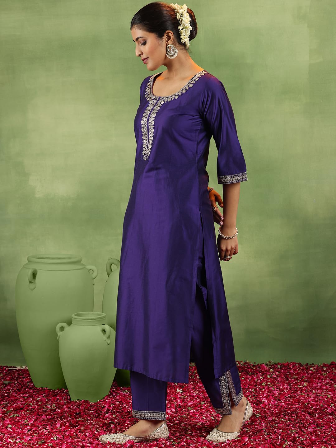 Libas WomenS Silk Blend Kurta Sets (Gs893R