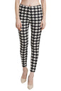 Women Black & White Printed Solid Mid Rise Body Fitted Jeggings