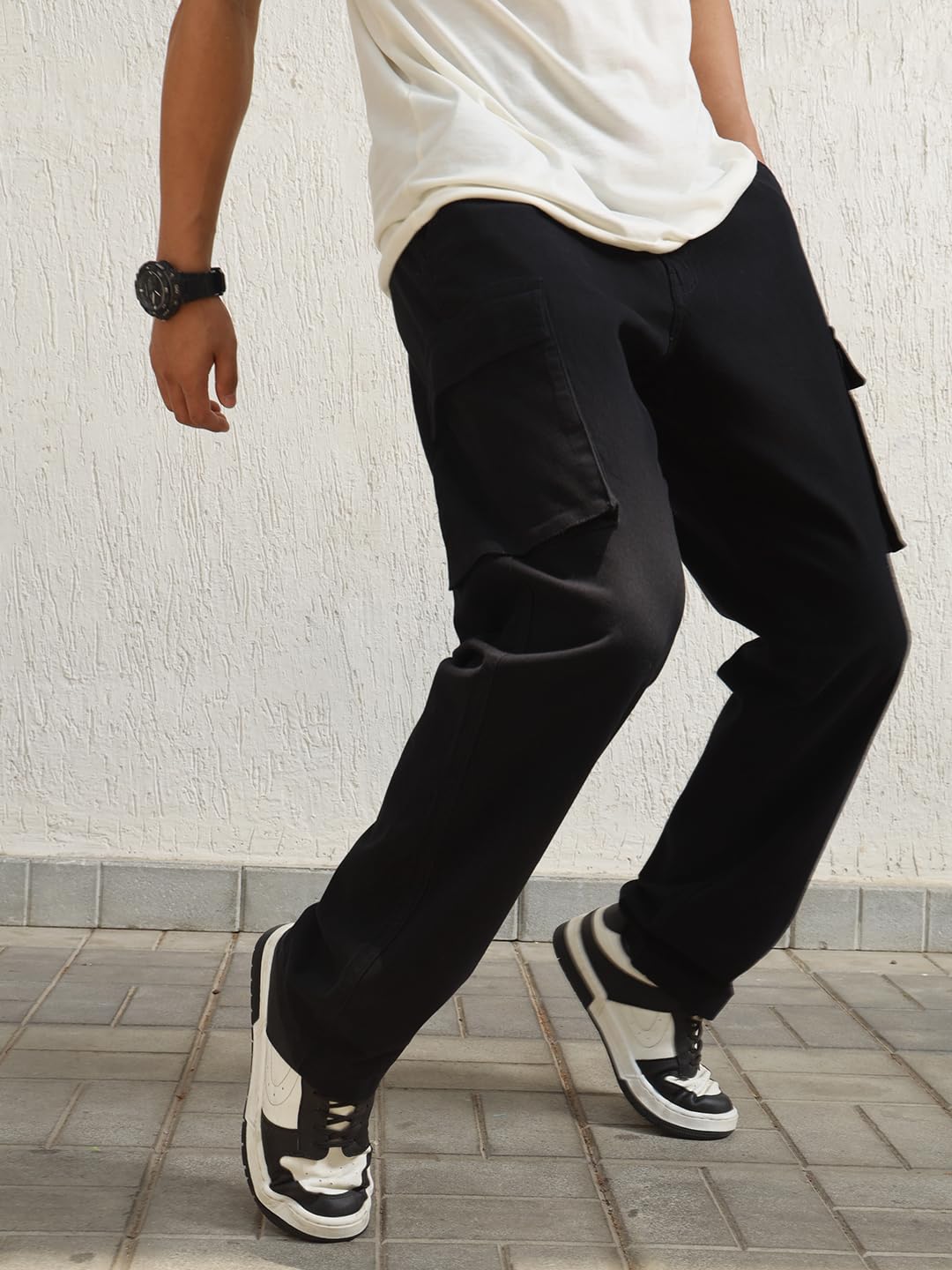 Hubberholme Men Black Smart Casual Summer Cotton Loose Fit Solid Trousers_16